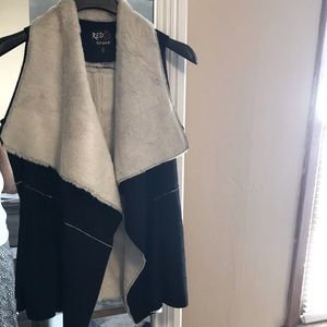 NEW W/O Tags faux fur Vest